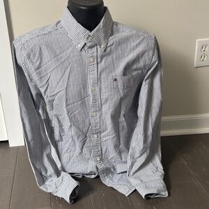 Tommy Hilfiger Men's Black and White Striped Shirt